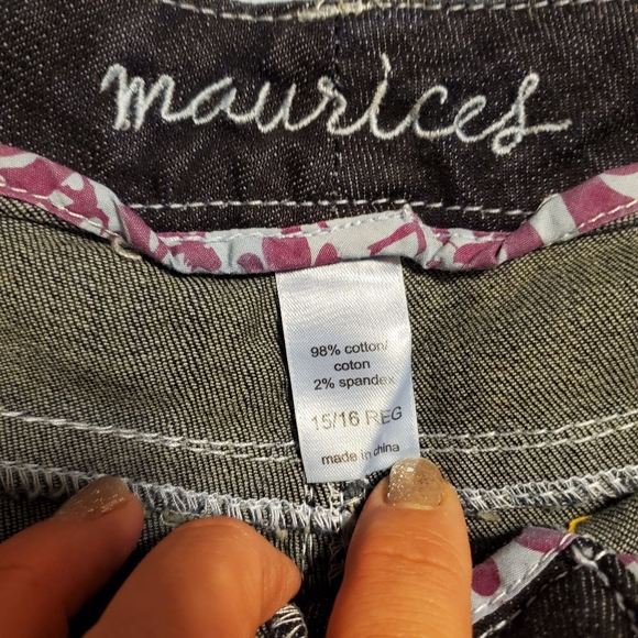 Maurices Jean Shorts - Picture 3 of 4